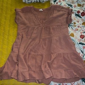 LARGE LIGHT PINK DRESS
HARDLY WORN
LARGE 
SUPER SOFT